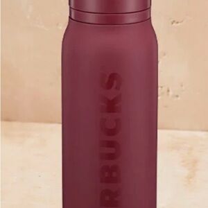 Starbucks 2025 Burgundy Twist-to-Sip Water Bottle (20oz)  Used Fall Matte